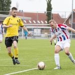 10-03-2018: Voetbal: DKB v Avereest: De Krim
20180310, voetbal, DKB - Avereest, De Krim
(L-R) R. Bosker of D.K.B., Jeroen Dijk of Avereest
FOTO: Johan Wolff
