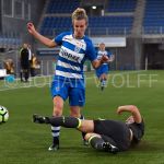 20-04-2018: Voetbal: Vrouwen PEC Zwolle v PSV: Zwolle
(L-R) Maxime Bennink of PEC Zwolle, Aniek Nouwen of PSV
FOTO: Johan Wolff