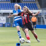 13-10-2019: Voetbal: Vrouwen PEC Zwolle v Excelsior Barendrecht: Zwolle
Beau Rijks of PEC Zwolle vrouwen, Joy Kersten of Excelsior Barendrecht
