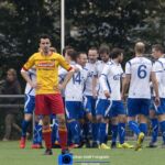 20-10-2019: Voetbal: Rohda Raalte v De Bataven: Raalte
Deniz Sahbaz of Raalte achter de spelers van de Bataven