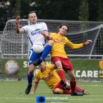 20-10-2019: Voetbal: Rohda Raalte v De Bataven: Raalte
Emile Lieuwen of de Bataven, Don van Rossum of ROHDA