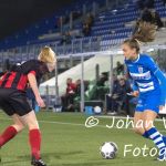 25-10-2019: Voetbal: Vrouwen PEC Zwolle v Excelsior Barendrecht: Zwolle
Fili Talman of Excelsior Barendrecht, Lauri Weijkamp of PEC Zwolle vrouwen