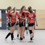 04-01-2020: Handbal: PCA Kwiek v Misker E&O: Raalte
team van PCA Kwiek viert een klein feestje na de overwinning op Misker E&O