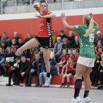 04-01-2020: Handbal: PCA Kwiek v Misker E&O: Raalte
Floor Tutert of PCA Kwiek, Marit Nieuwenwegen of E&O