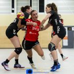 15-02-2020: Handbal: PCA Kwiek v De Tukkers: Raalte
Lisa Bosch of PCA Kwiek in de tang bij de Tukkers