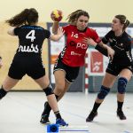 15-02-2020: Handbal: PCA Kwiek v De Tukkers: Raalte
Maud Bijen of de Tukkers, Maike Damhuis of PCA Kwiek,