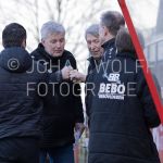 07-03-2020: Voetbal: DETO v NSC Nijkerk: Vriezenveen
Hennie van 't Hof trainer / coach geeft een box aan zijn staf