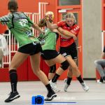 19-09-2020: Handbal: PCA Kwiek v BFC: Raalte
Manon Nicolaes of BFC midden, Jessica Hilbrands of PCA Kwiek