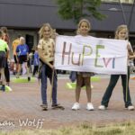 23-06-2021: News: Nederlands kampioenschap stoepranden in Raalte
fans moedigen Evi aan!
tijdens de NK stoepranden in Raalte.