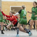 29-05-2021: Sport: PCA Kwiek vs Quintus
Maron Schepers (PCA Kwiek), Celine Michielsen (Quintus)
during the dames handbal eredivisie match PCA Kwiek 1 vs Quintus 1 at sportcentrum Tijenraan in Raalte