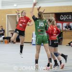29-05-2021: Sport: PCA Kwiek vs Quintus
Jessica Hilbrands (PCA Kwiek), Anouk Zwinkels (Quintus), Kim Peters (PCA Kwiek)
during the dames handbal eredivisie match PCA Kwiek 1 vs Quintus 1 at sportcentrum Tijenraan in Raalte