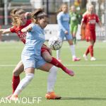 02-05-2021: Sport: Twente - PSV
Suzanne Giesen of FC Twente vrouwen, Georgina Carreras of PSV vrouwen
during the eredivisie vrouwen FC Twente vrouwen vs PSV vrouwen Den Haag at stadium FBK in Hengelo.