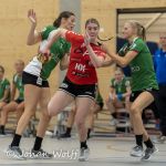 18-09-2021: Sport: PCA Kwiek - Velo
Kirsten Steenbergen (VELO), Isa Dragt (PCA Kwiek)
During the eerste divisie handball match at sportpark Tijenraan in Raalte