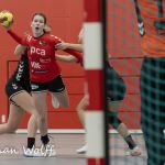 09-10-2021: Sport: PCA Kwiek vs Borhave
Susan Boon (Borhave), Marit Winkels (PCA Kwiek), Lisa ter Heurne (Borhave)
During the match at sporthall Tijenraan in Raalte