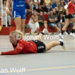 RAALTE, NETHERLANDS - SEPTEMBER 03
Maron Schepers ( PCA Kwiek), Danique Boonkamp SEW
during the match at the sportcenter Tijenraan Stadium PCA Kwiek vs SEW 03-09-2022 Raalte (photo by Johan Wolff/Orange Pictures)